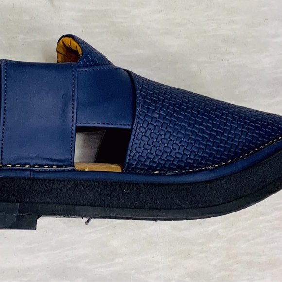 Blue Leather Sandals, Handmade Peshawari Chappal, Traditional Leather Blue - Picture 5 of 12